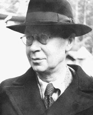 谢尔盖·普罗科菲耶夫：原苏联著名作曲家，钢琴家