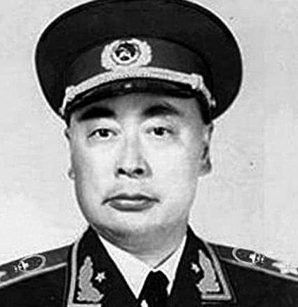 陈毅去当一部长,实习三年才正式上岗,为什么最后被成为大虎？