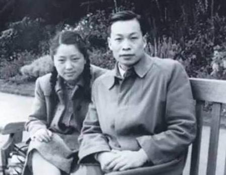 著名杰出核物理学家 中国的居里夫人何泽慧简介
