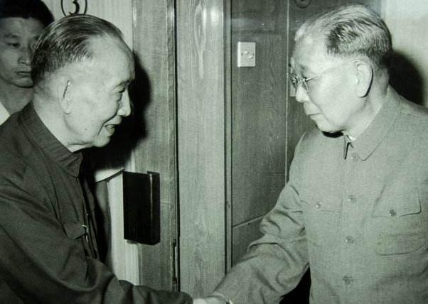 中国现代物理学研究工作的创始人之一 著名物理学家严济慈简介