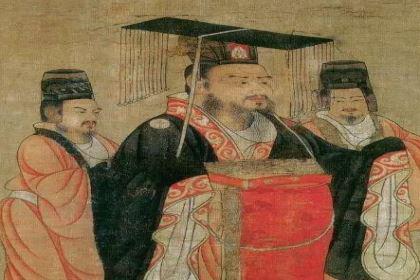 刘备的发迹与汉朝宗室的身份没关系，那他为什么会成功？