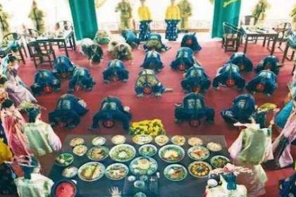 清朝皇帝的生活到底有多奢侈 单单凭一个吃饭就看出来了