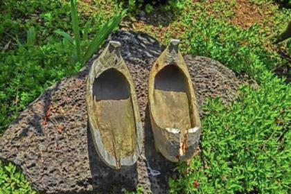 古人制造鞋子的时候，鞋尖为什么是上翘的？