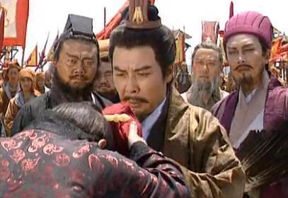 论实力刘璋比刘备还强大 刘备是怎么打败他的