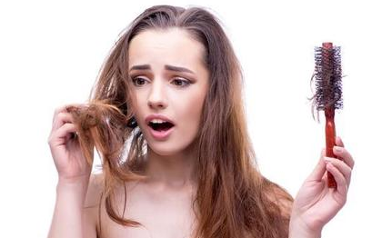 在现代的日常生活中，烫发与脱发之间有存在一定联系吗？