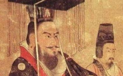 从西汉开国至汉武帝时期，百姓的财富经历了怎样的变化？