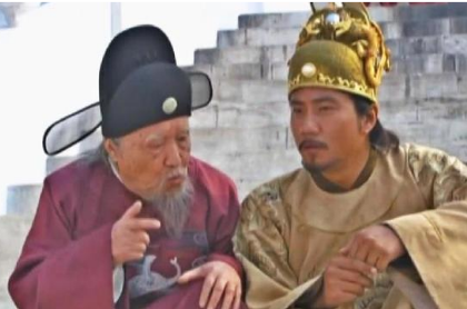 和明朝之前的皇帝相比，朱元璋究竟有多么勤政爱民？